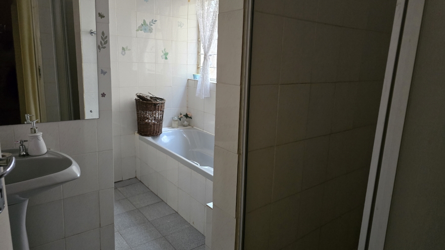 5 Bedroom Property for Sale in Cashan North West